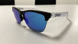 Oakley Frogskins Lite