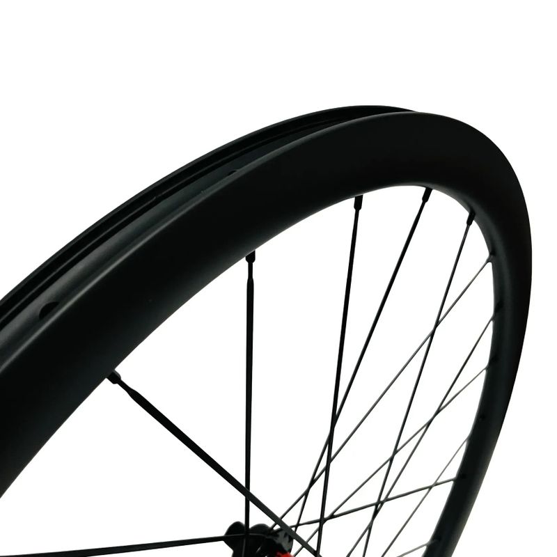 SKLADEM OD 25.3. - Set silničních kol pro diskové brzdy 50 mm výška