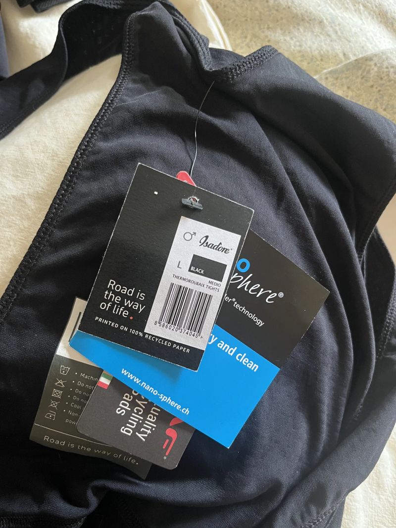 Isadore cyklo set L – bunda OSRAM, kalhoty ThermoRoubaix, dres + návleky