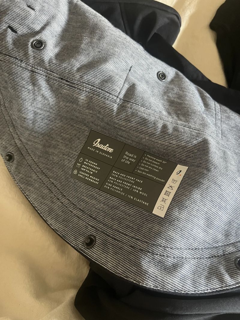 Isadore cyklo set L – bunda OSRAM, kalhoty ThermoRoubaix, dres + návleky