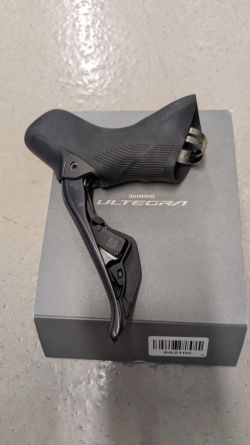 SHIMANO ULTEGRA Di2 ST-R8170 pravá, 12 rychl