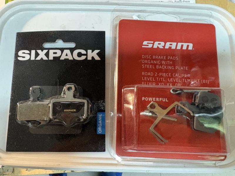 4 páry brzdové destičky Sram pro Elixir, Level - Organické