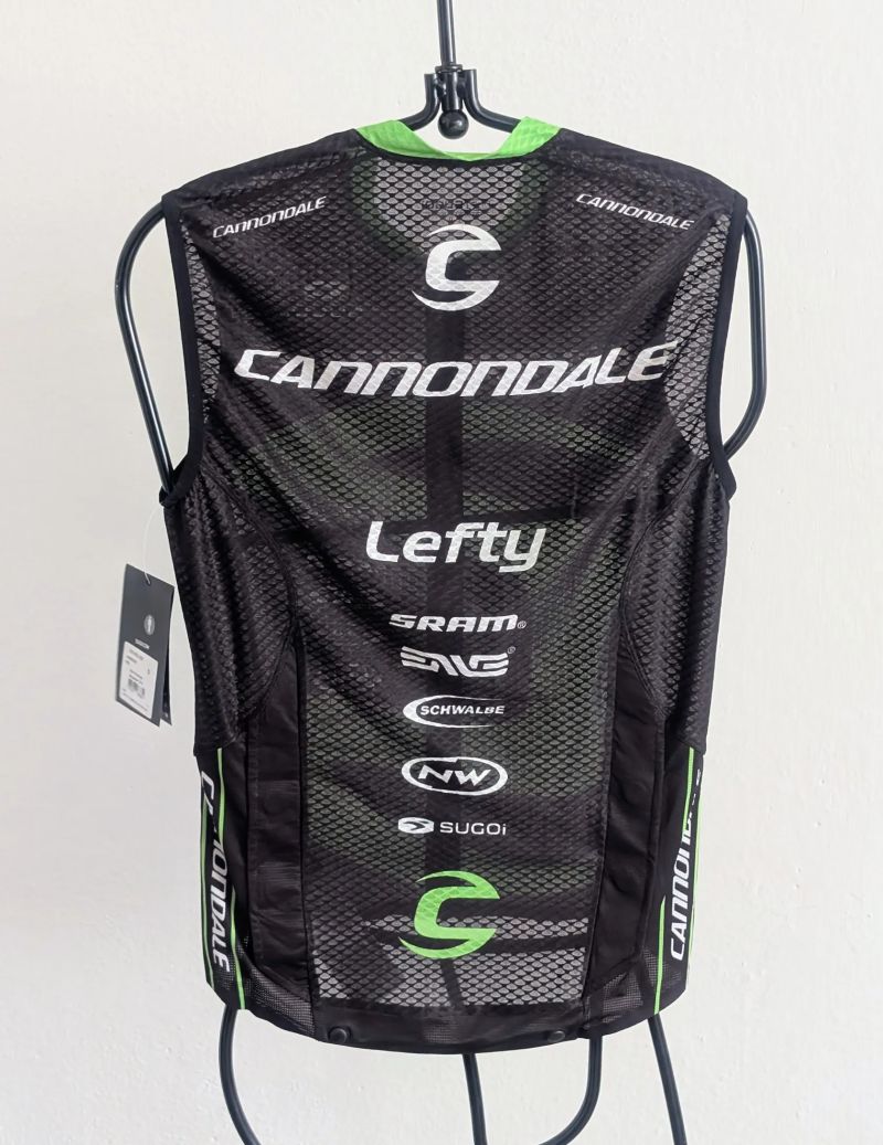 Vesta Cannondale CFR Pro