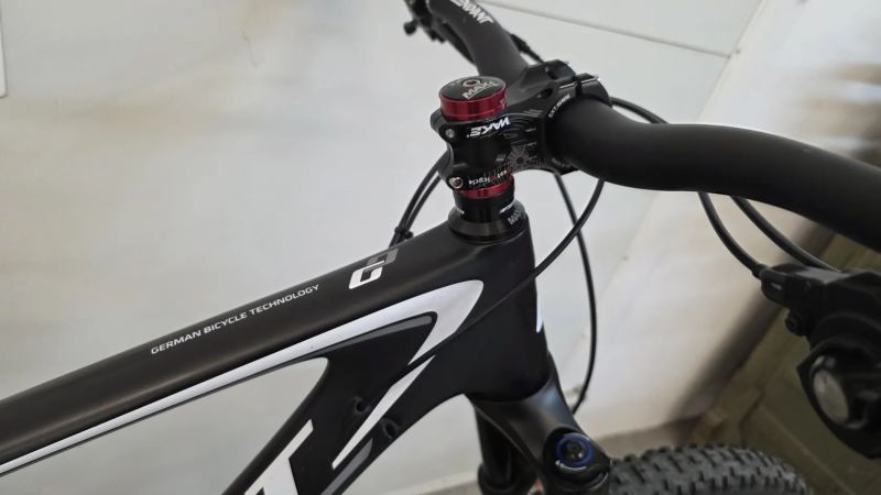 Ghost karbon/al ,xl,xt-xtr