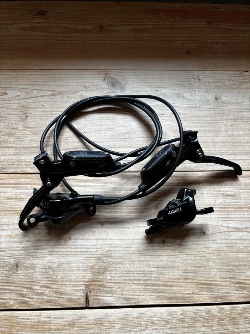 Brzdy Sram level Ultimate 