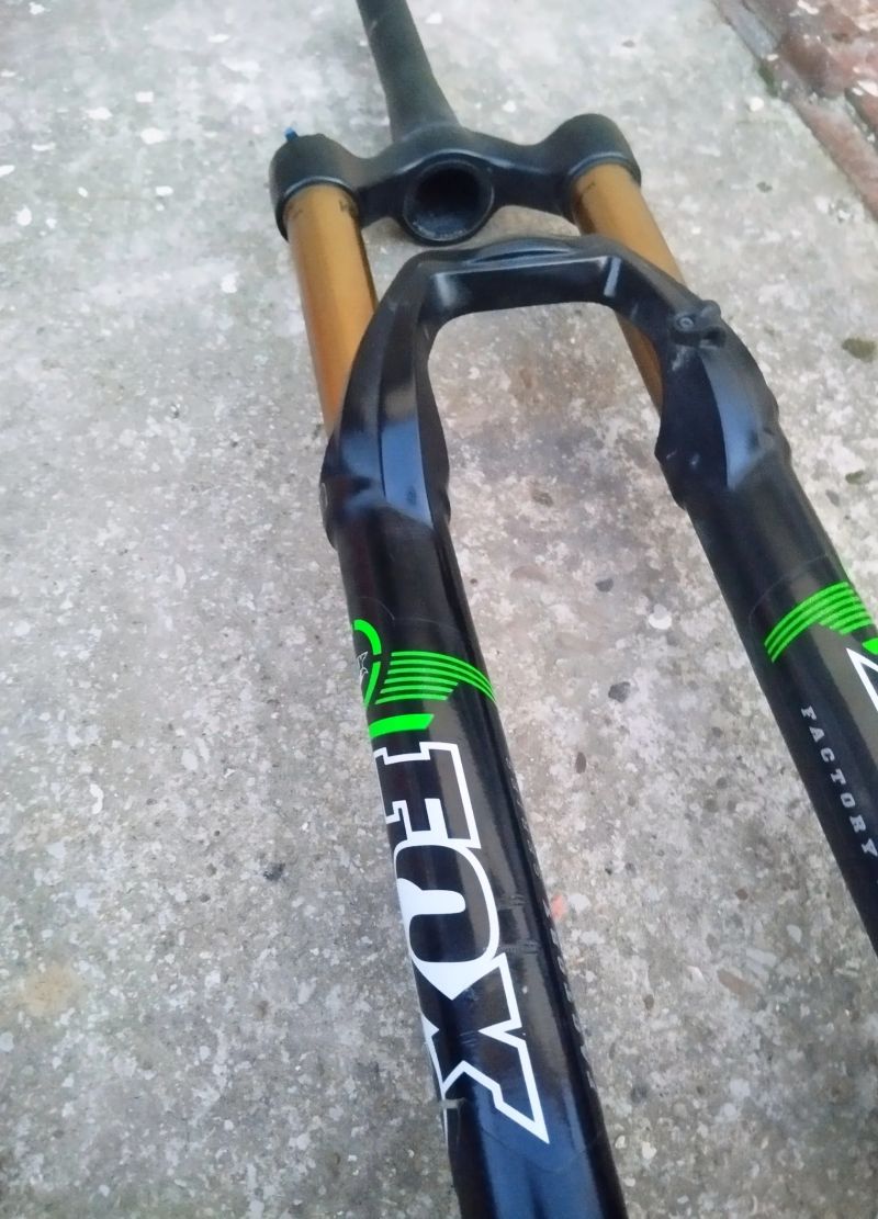 Fox F32 Factory Kashima QR 15