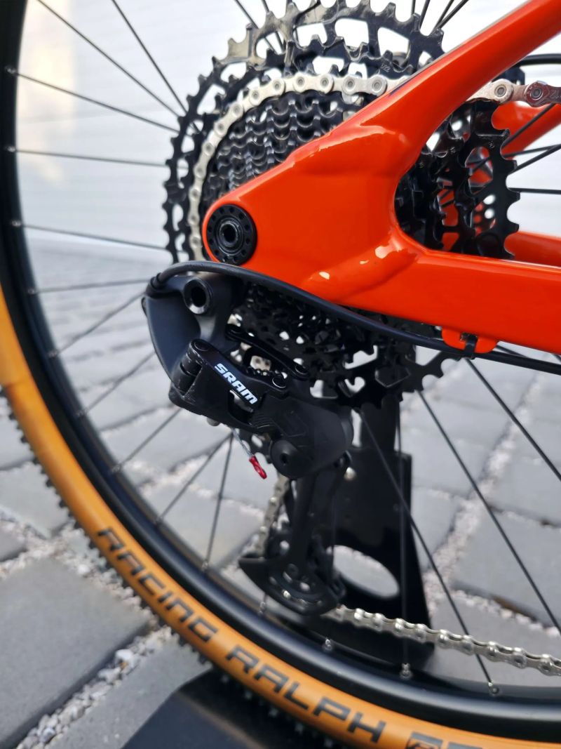 KTM Scarp 294 2025 29″ - velikost M / SRAM SX Eagle / RockShox Recon / Monarch