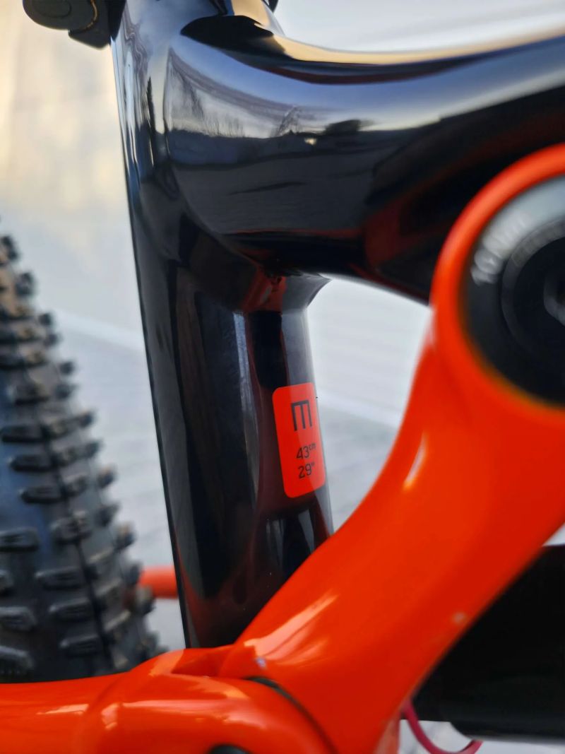 KTM Scarp 294 2025 29″ - velikost M / SRAM SX Eagle / RockShox Recon / Monarch