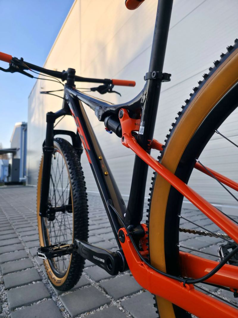 KTM Scarp 294 2025 29″ - velikost M / SRAM SX Eagle / RockShox Recon / Monarch