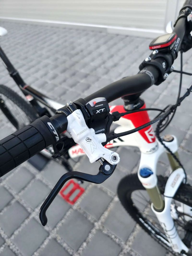 RockMachine Storm XC 70 26″ velikost XL / Shimano XT 3x10 / SR Suntour Epicon X2 / Formula RX