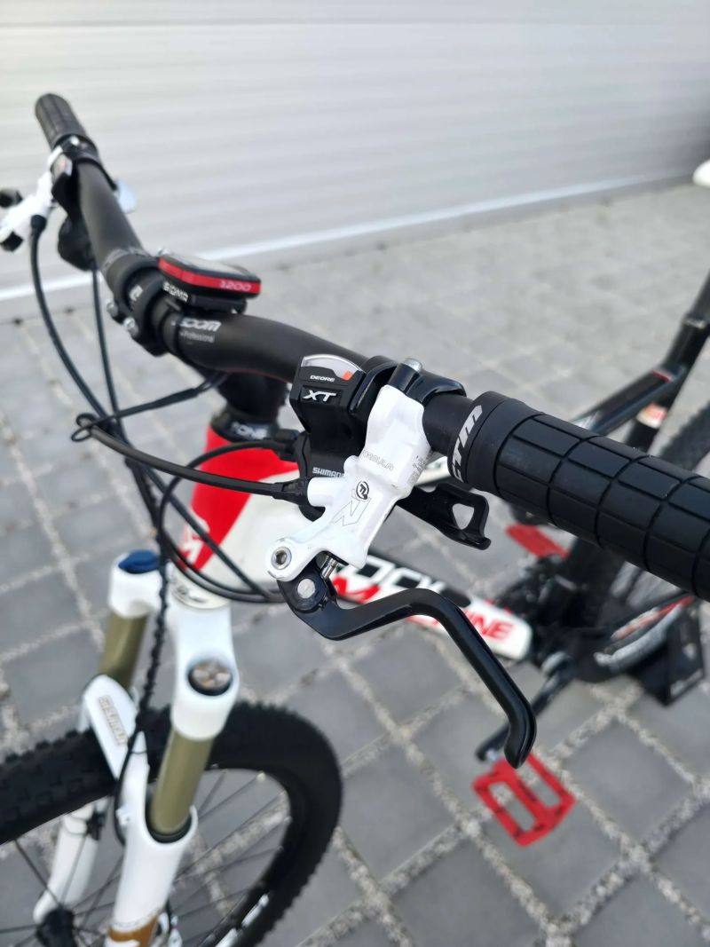 RockMachine Storm XC 70 26″ velikost XL / Shimano XT 3x10 / SR Suntour Epicon X2 / Formula RX