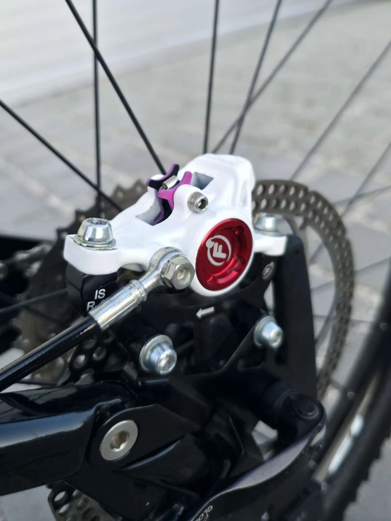 RockMachine Storm XC 70 26″ velikost XL / Shimano XT 3x10 / SR Suntour Epicon X2 / Formula RX