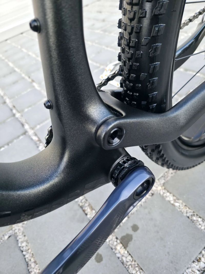 Orbea OIZ M21 Carbon 2024 29″ - velikost M / SRAM GX Eagle 1x12 / FOX 34 / FOX Float DPS / Fizík