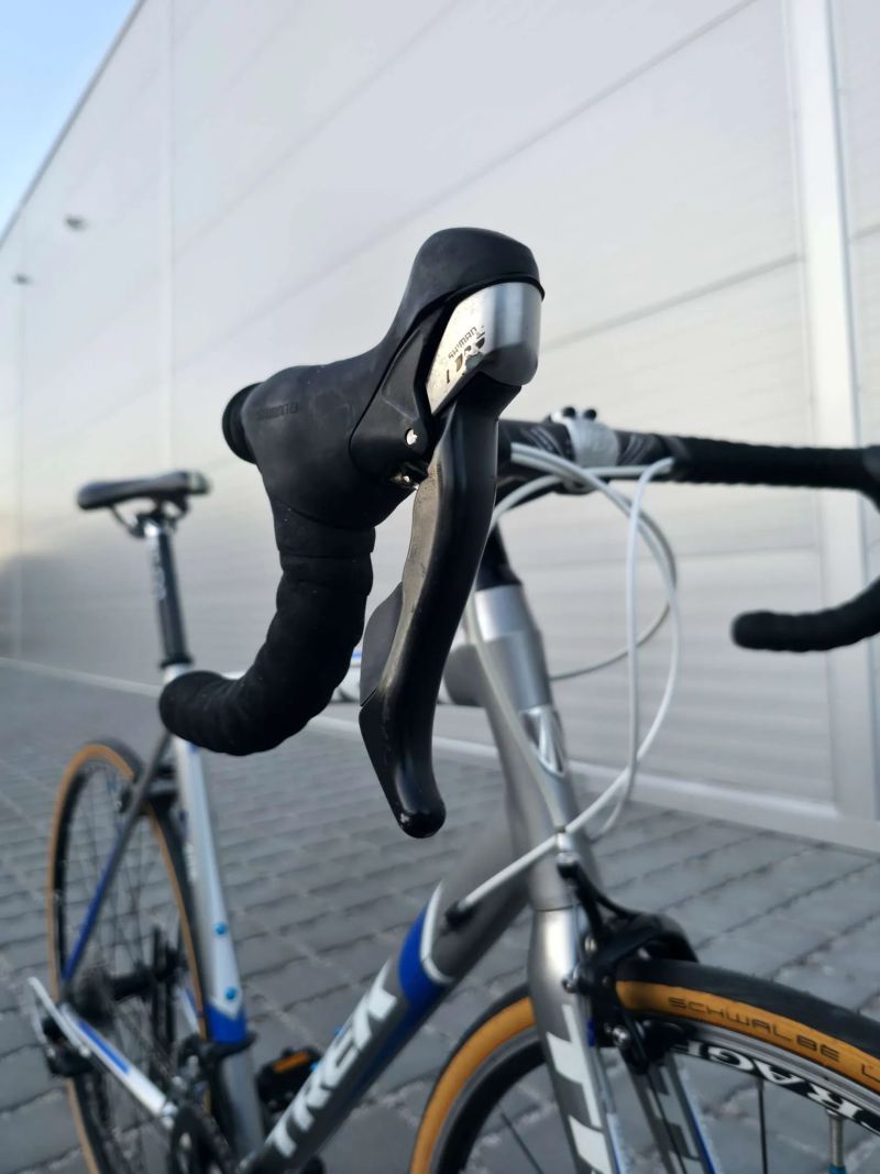 Silniční kolo Trek Alpha Aluminium 2.1 105 – velikost 56cm (L) / Shimano 105