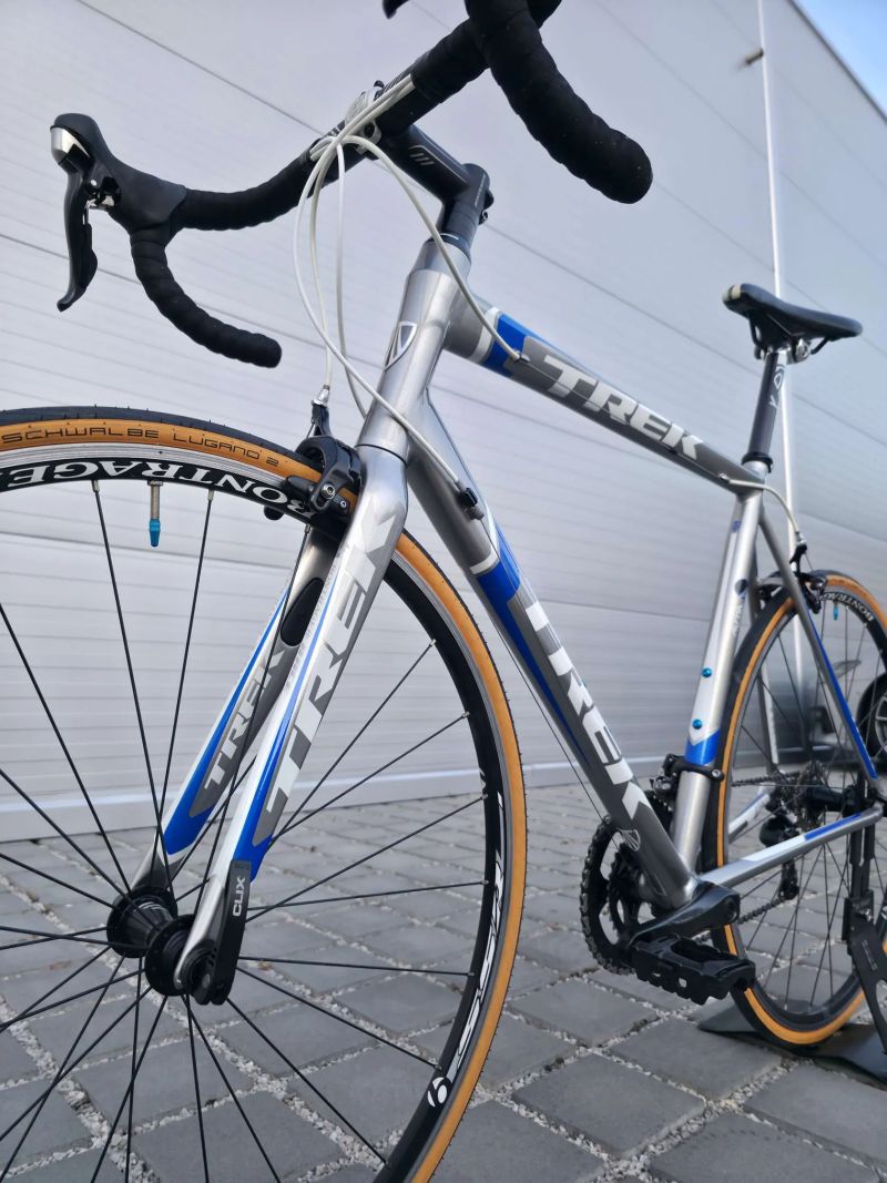 Silniční kolo Trek Alpha Aluminium 2.1 105 – velikost 56cm (L) / Shimano 105