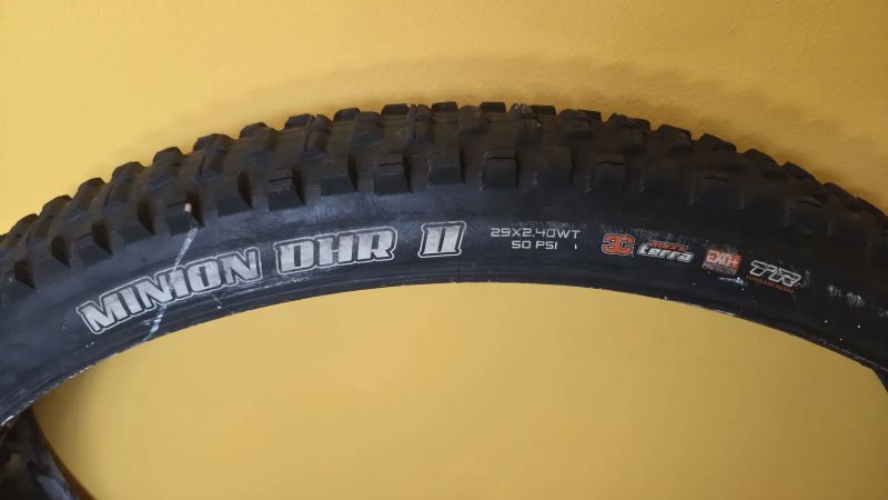 Maxxis Minion DHR ll 