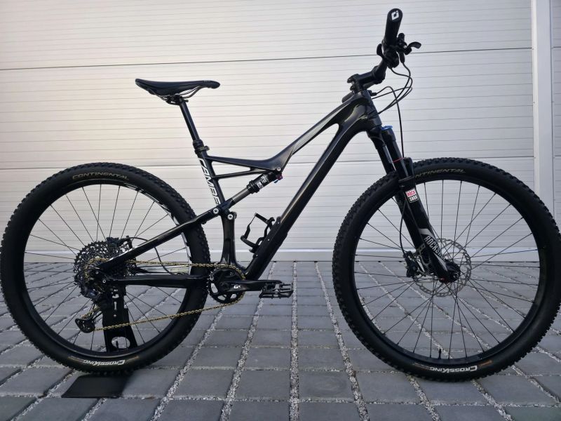 Specialized Camber Comp Carbon 29″ velikost M / Shimano XT 1x12 / Teleskopická sedlovka