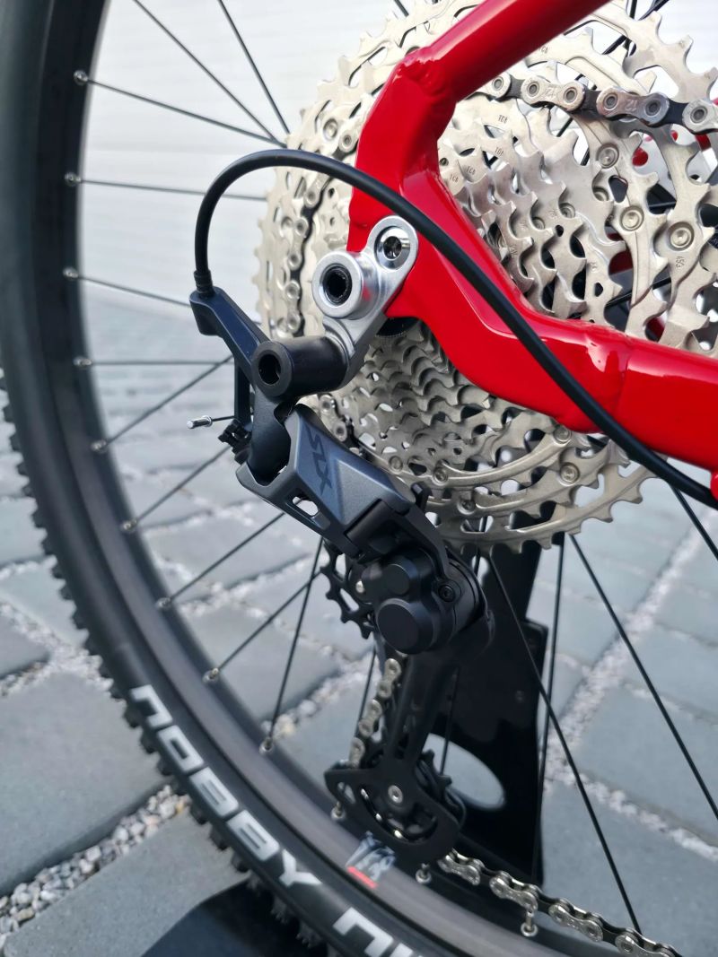 Qayron Spyro MKII 1 Dark Red 29″ velikost XL