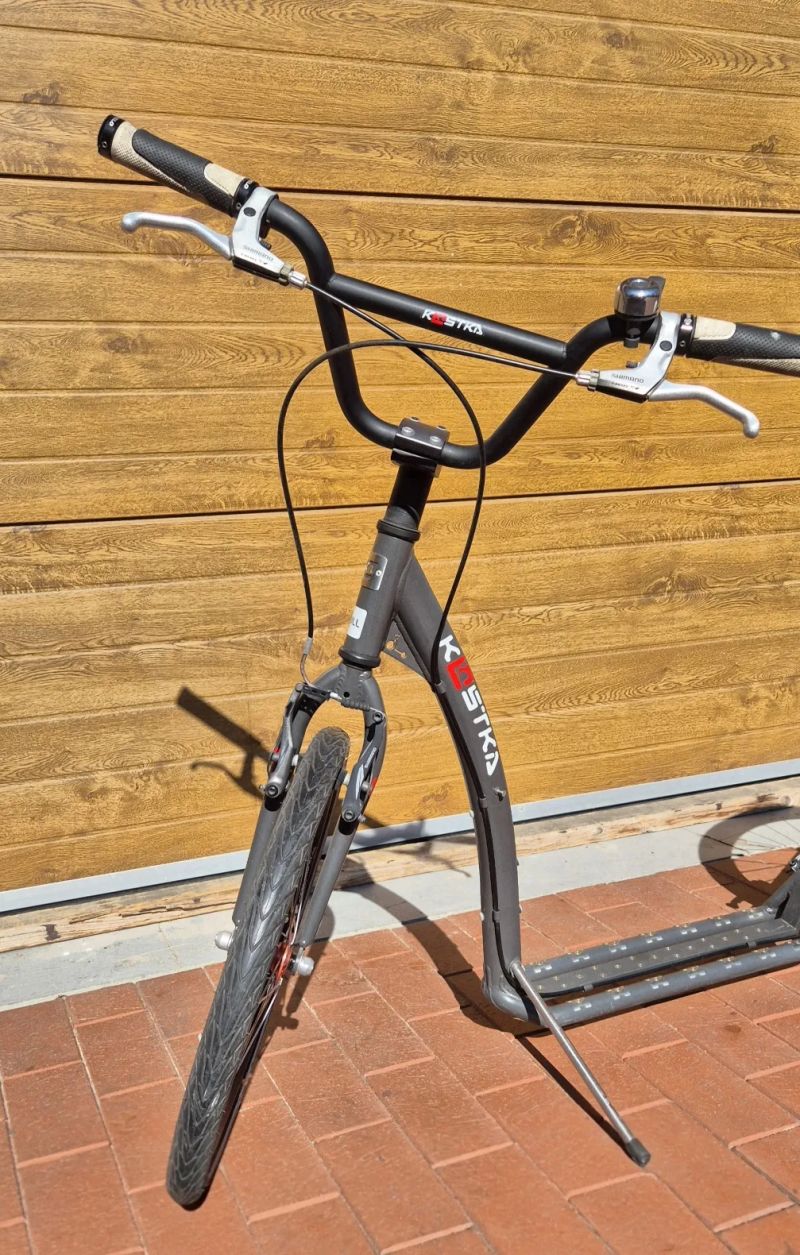 Koloběžka Kostka Hill - obě kola 20"