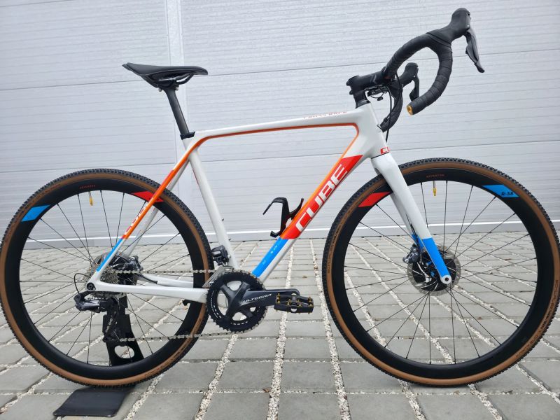 Cyklokrosové kolo Cube Cross Race C:62 SLT Ultegra RX Di2 – velikost 56cm (L) / karbonové kola