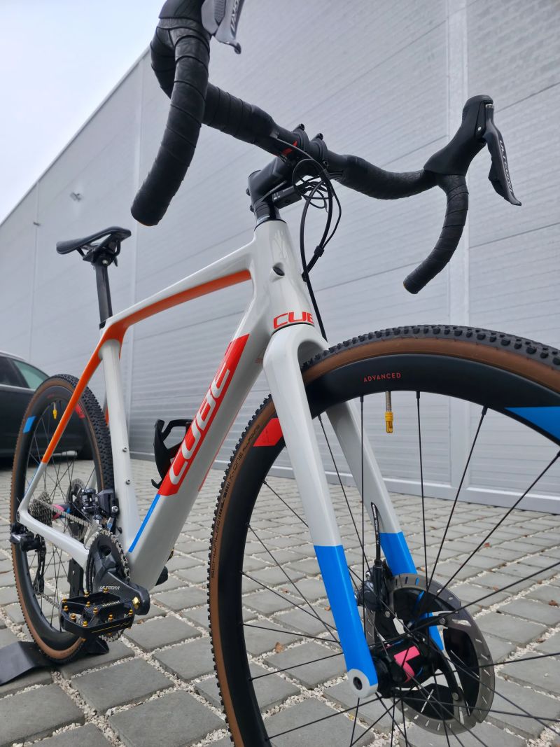 Cyklokrosové kolo Cube Cross Race C:62 SLT Ultegra RX Di2 – velikost 56cm (L) / karbonové kola