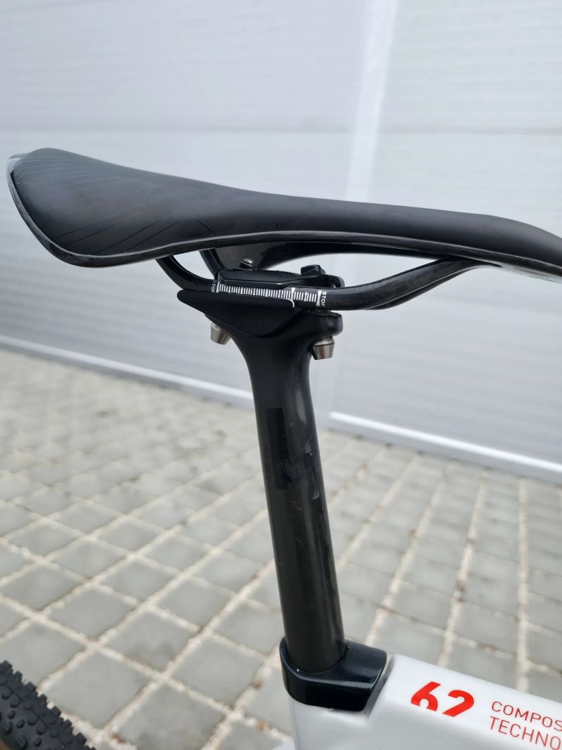 Cyklokrosové kolo Cube Cross Race C:62 SLT Ultegra RX Di2 – velikost 56cm (L) / karbonové kola
