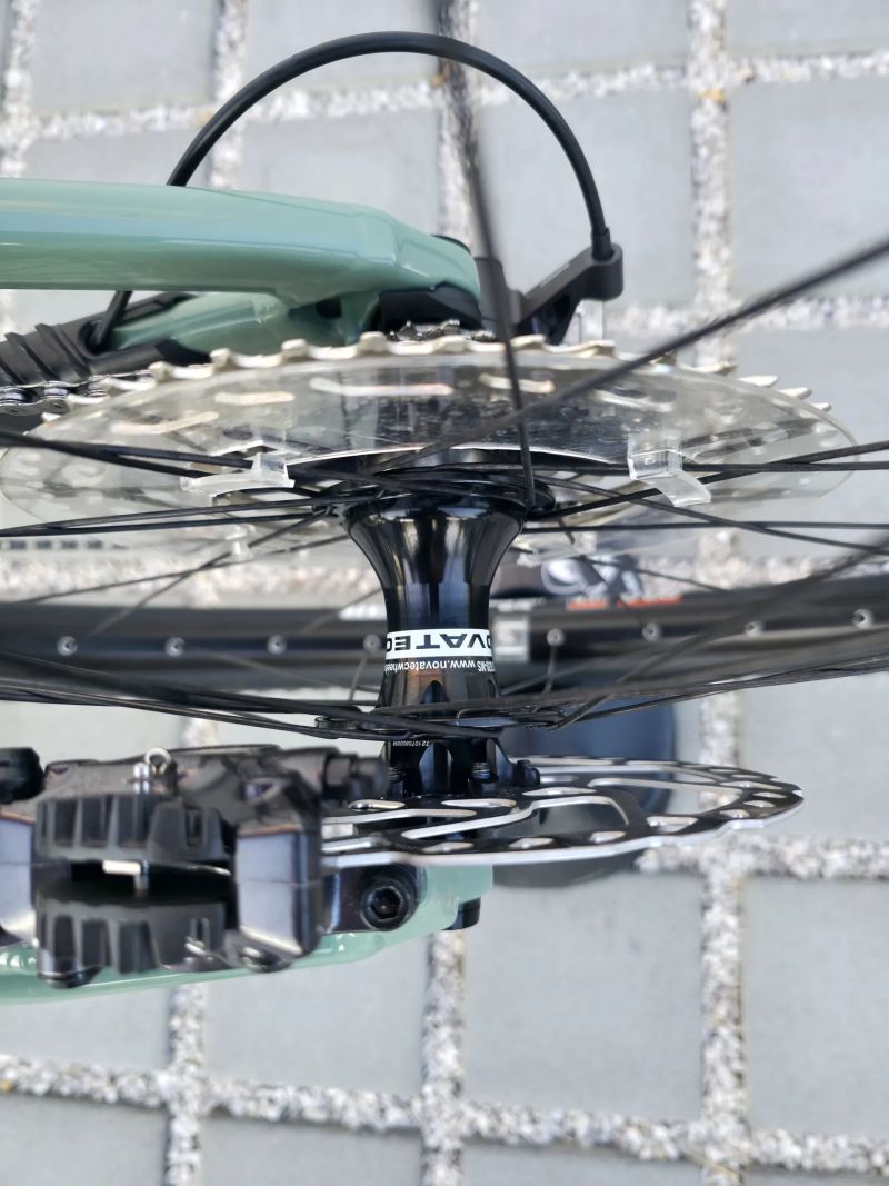 Focus Thron 6.9 2022 29″ velikost XL / Shimano XT / FOX 34 / NOVÉ