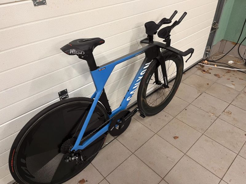 Canyon Speedmax CF SLX