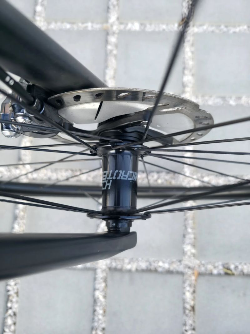 Silniční kolo Basso Venta disc Ultegra – velikost 53cm (M) / Top stav