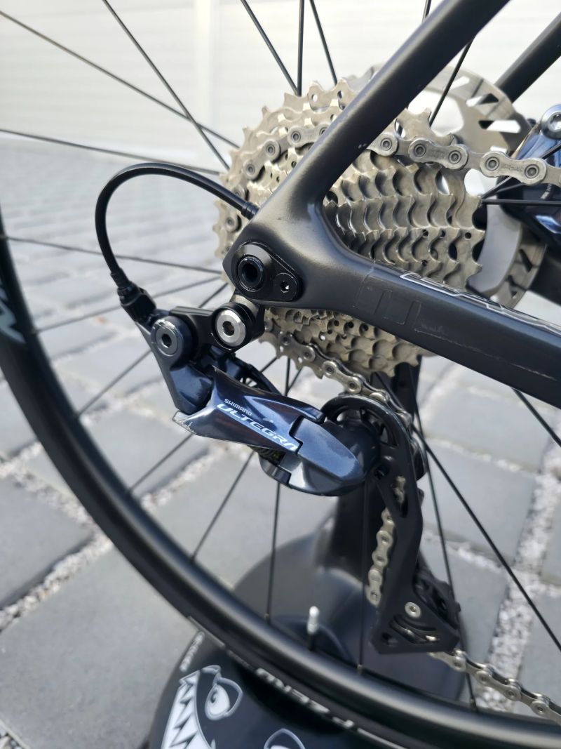 Silniční kolo Basso Venta disc Ultegra – velikost 53cm (M) / Top stav