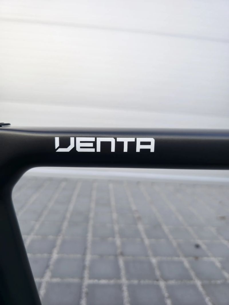 Silniční kolo Basso Venta disc Ultegra – velikost 53cm (M) / Top stav