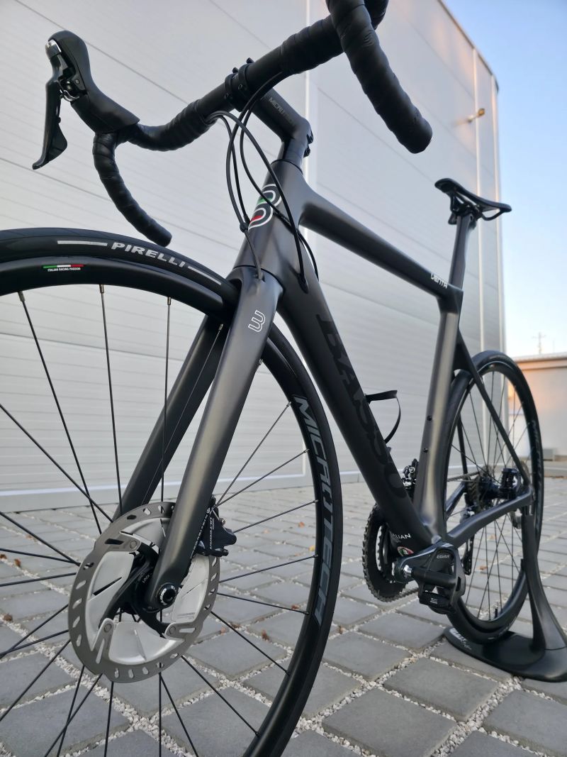 Silniční kolo Basso Venta disc Ultegra – velikost 53cm (M) / Top stav
