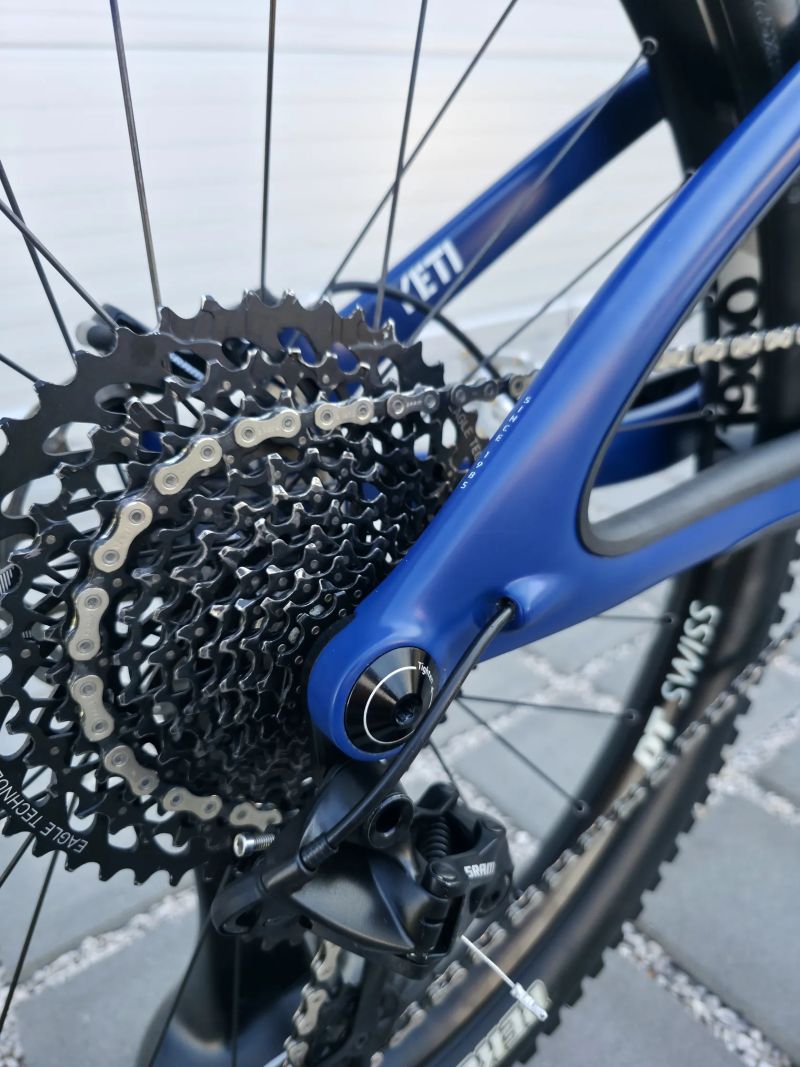 Yeti SB5 2019 27,5″ velikost M / Top stav / Sram GX Eagle 1x12 / Fox 36