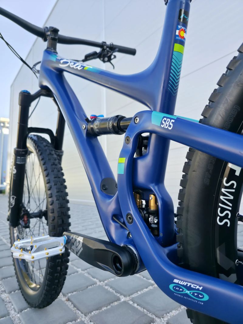 Yeti SB5 2019 27,5″ velikost M / Top stav / Sram GX Eagle 1x12 / Fox 36