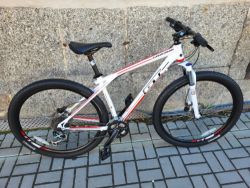 GT KARAKORAM ELITE 29" XT 3x9/ROCKSHOX/hydrauliky AVID vel.M