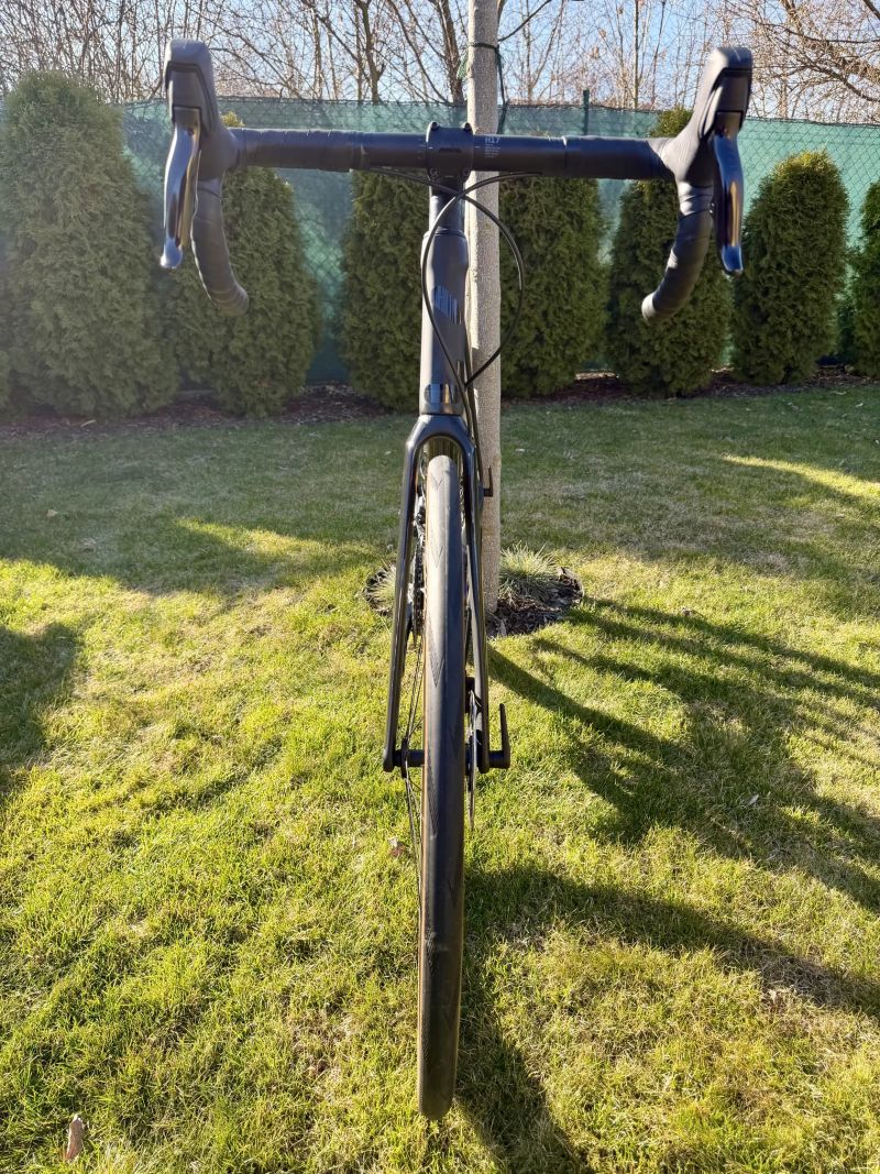 Canyon Endurance CF 7 eTap