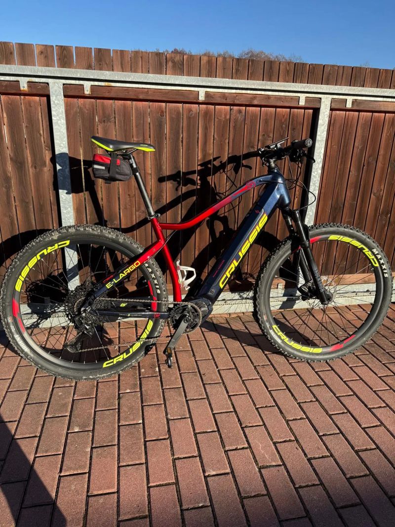 Crussis E-Largo 900w