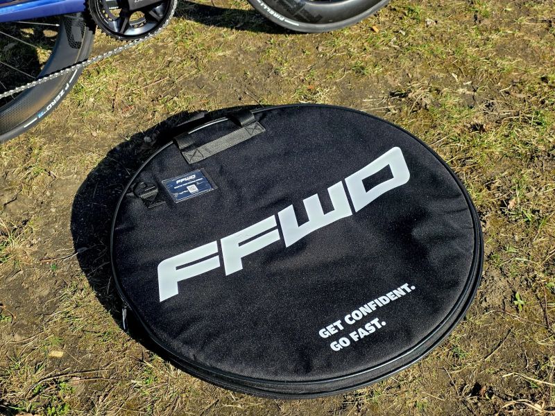 Pinarello Dogma F 2025