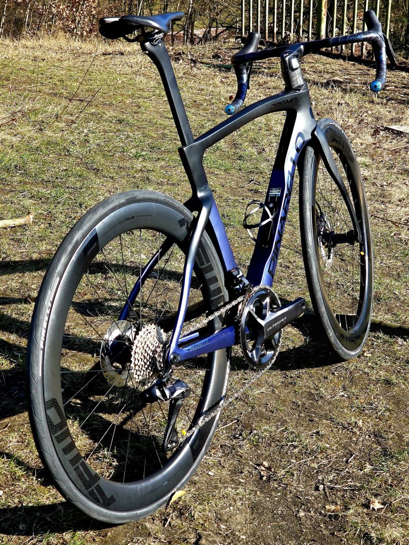 Pinarello Dogma F 2025