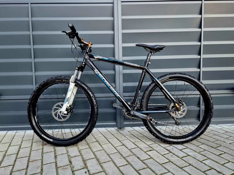 (56)Horské hliníkové kolo Genesis 