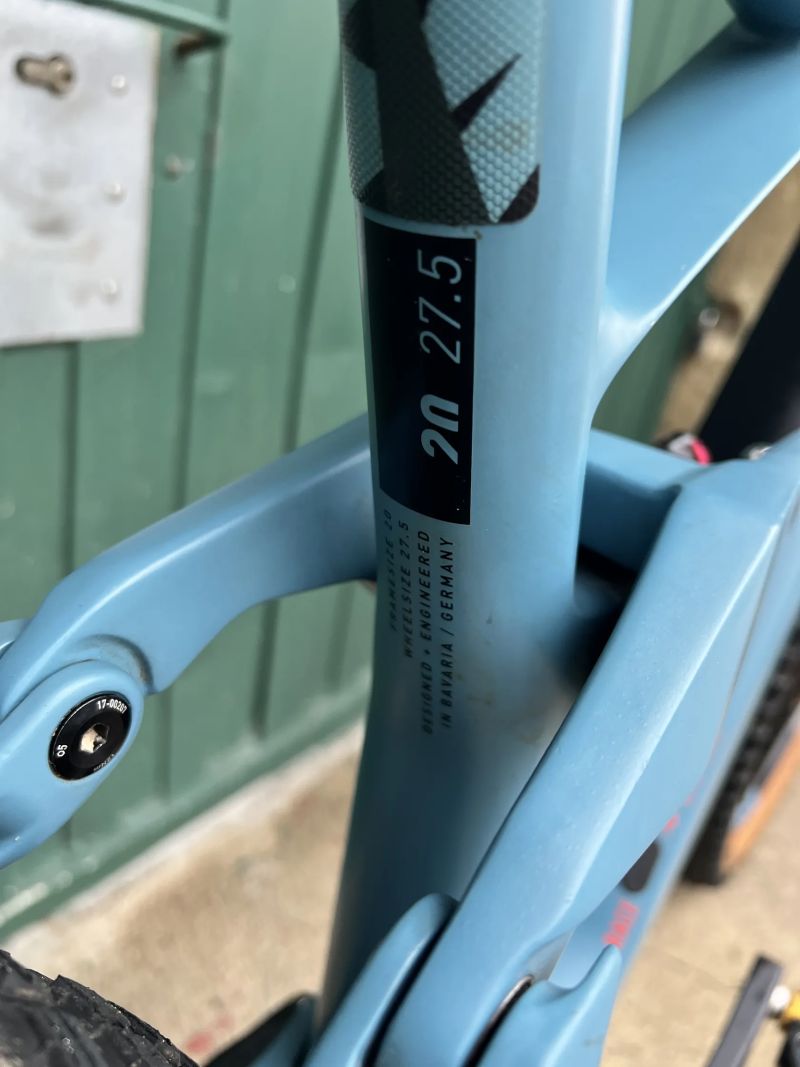 Trailové karbonové kolo Cube Stereo 140 HPC Race 27.5