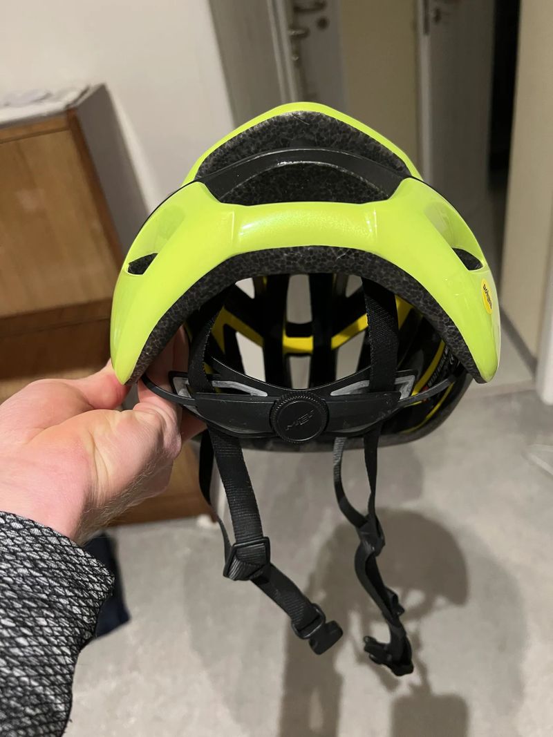 Helma MET Rivale Mips