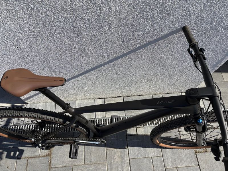 SCOTT Scale 910 – původní cena 110 000 Kč.