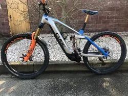 Cube Stereo hybrid 160 hpc action team