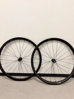 Fulcrum Rapid RED Carbon