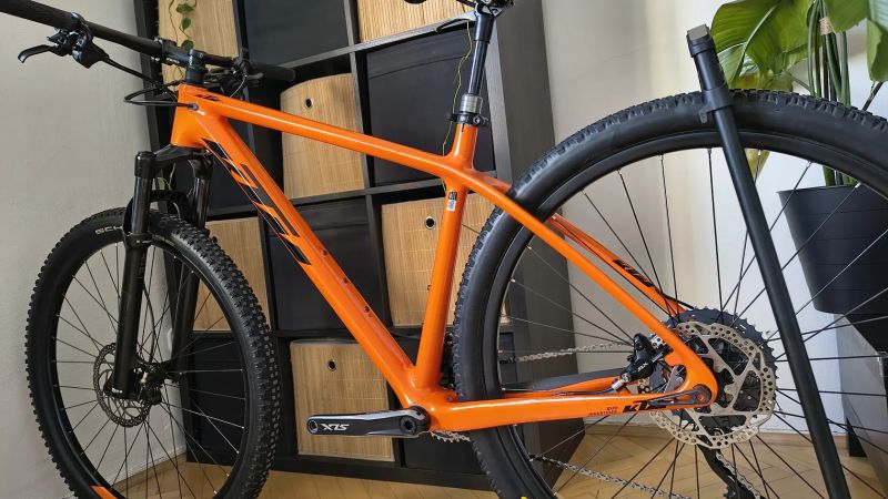 KTM Myroon carbon Orange / vel.M / Shimano SLX / teleskop