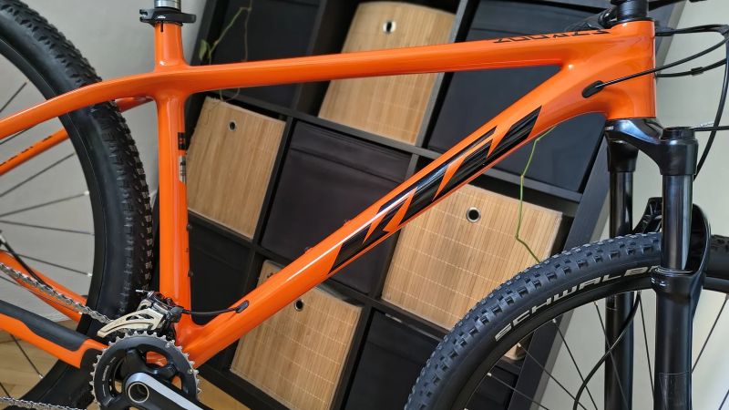 KTM Myroon carbon Orange / vel.M / Shimano SLX / teleskop