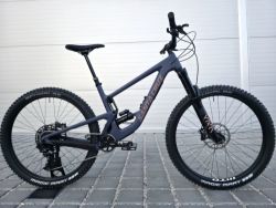 Santa Cruz Megatower C 2021 29" – velikost L / Top stav