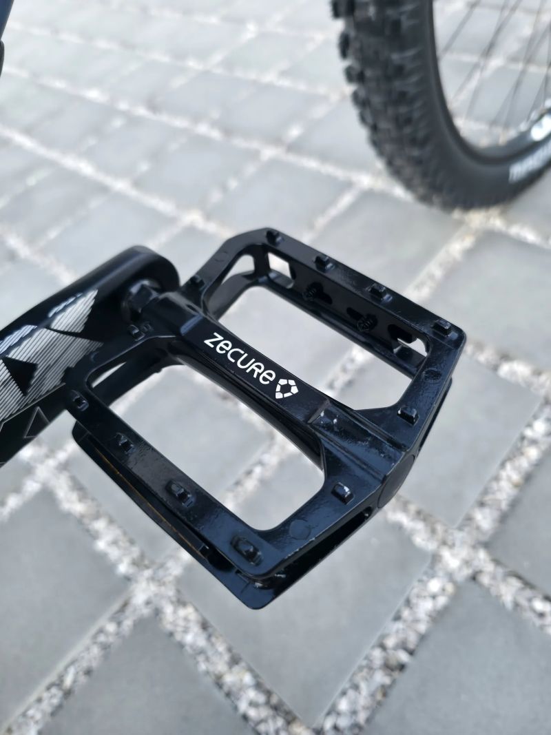 Santa Cruz Megatower C 2021 29" – velikost L / Top stav