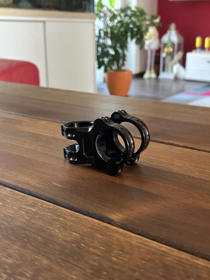 RENTHAL APEX 35 Length 50mm | 35mm Clamp